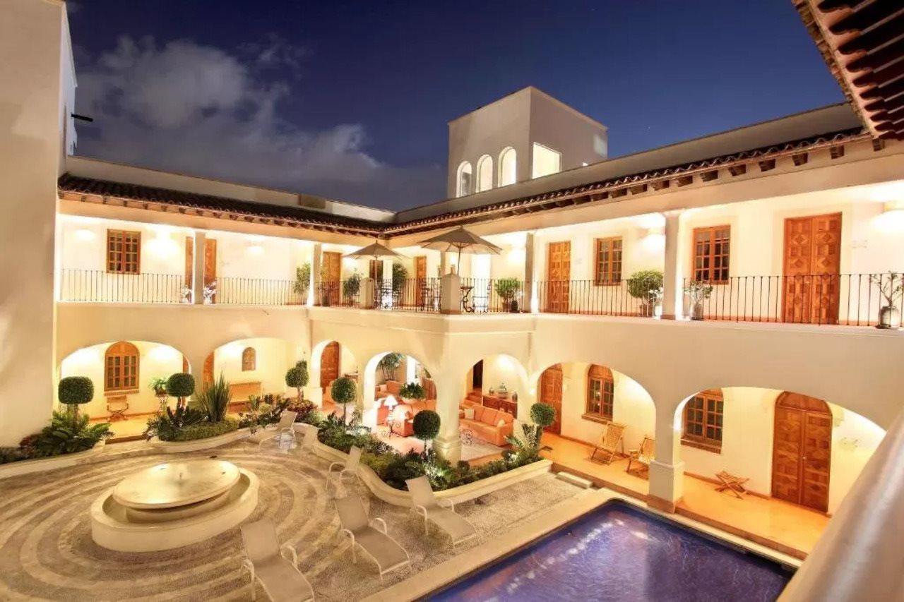 Hotel Boutique La Casa Azul Cuernavaca Bagian luar foto