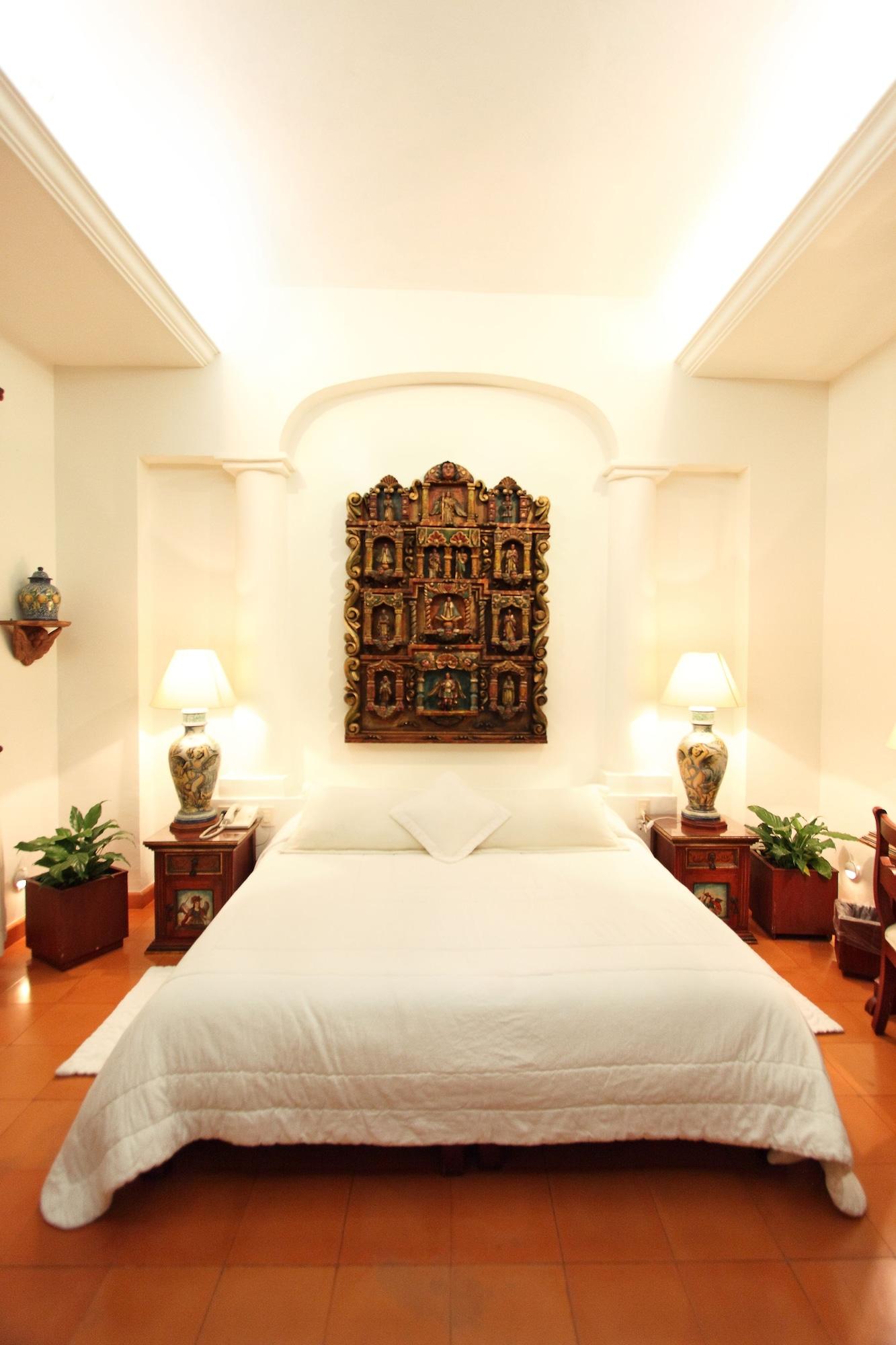 Hotel Boutique La Casa Azul Cuernavaca Bagian luar foto