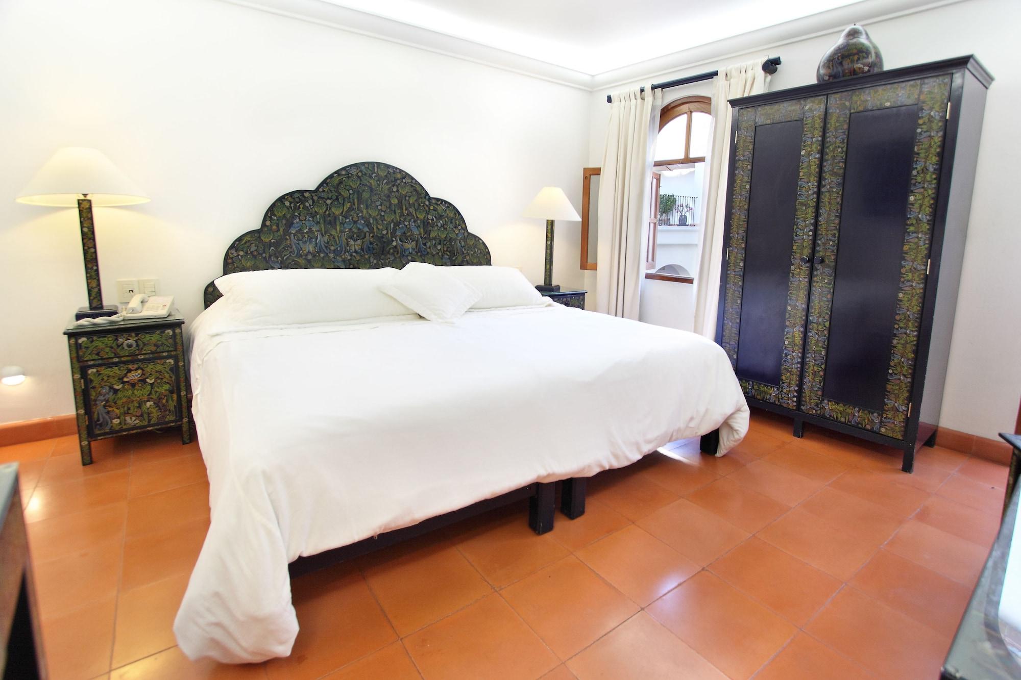 Hotel Boutique La Casa Azul Cuernavaca Bagian luar foto
