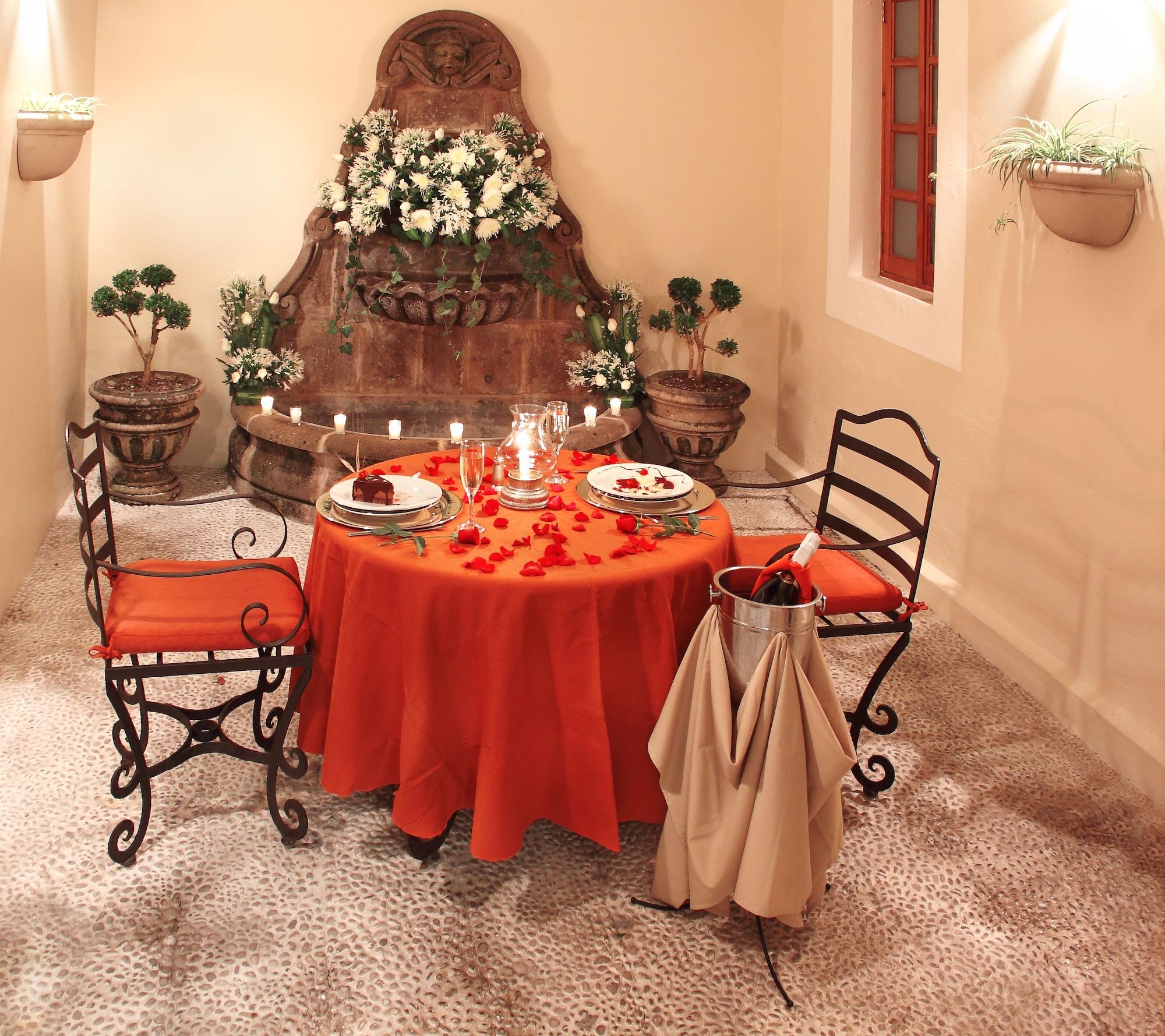 Hotel Boutique La Casa Azul Cuernavaca Bagian luar foto