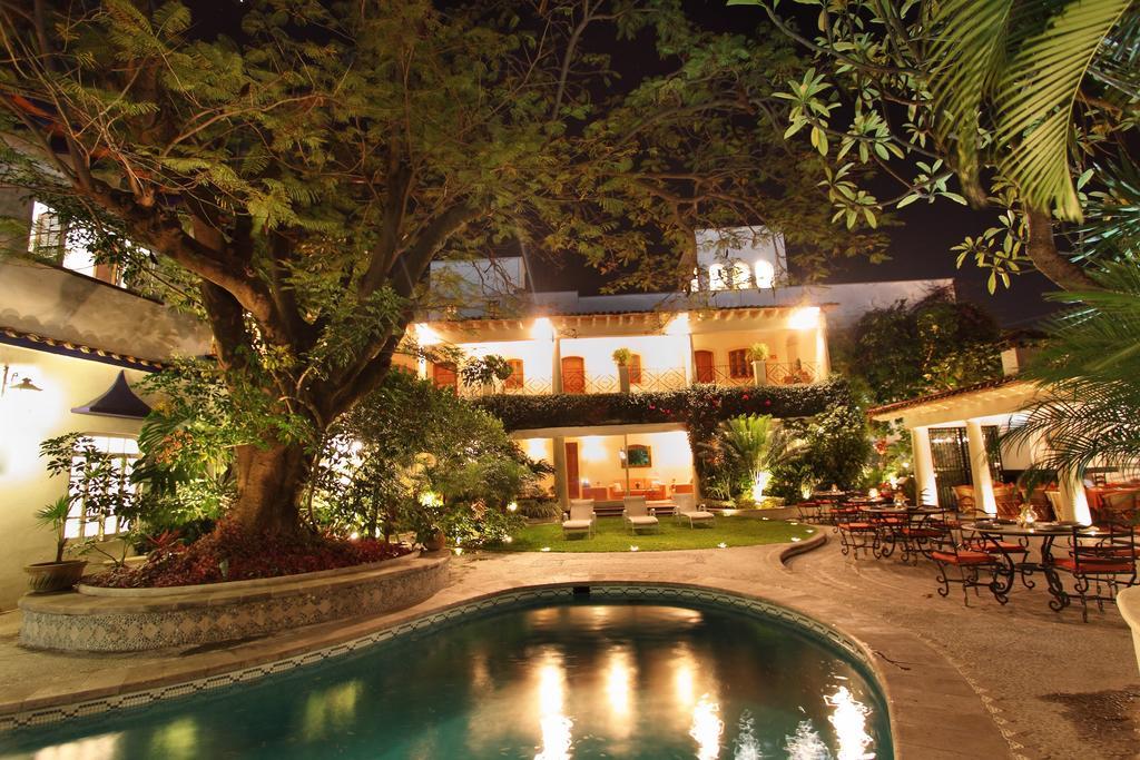 Hotel Boutique La Casa Azul Cuernavaca Bagian luar foto